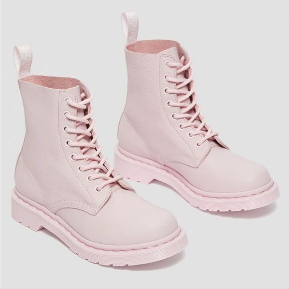 🩵NIB Dr. Martens Chalk Pink Mono Pascal Virginia Leather 1460 Boots Size 8 - Picture 1 of 15